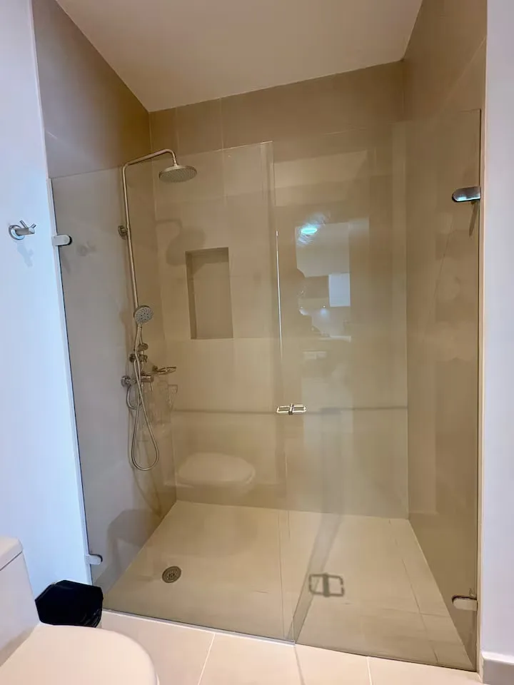 Foto 12 de Increíble apartamento frente a la laguna con jacuzzi privado en Baia Kristal